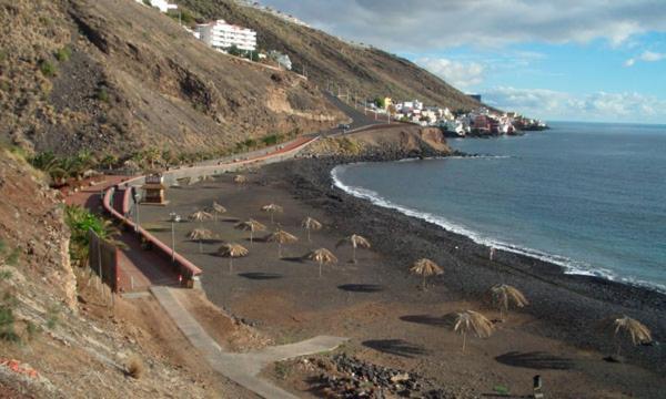 Primera Linea De Playa Con Vistas Al Mar Y Plaza De Garaje Radazul Exterior photo